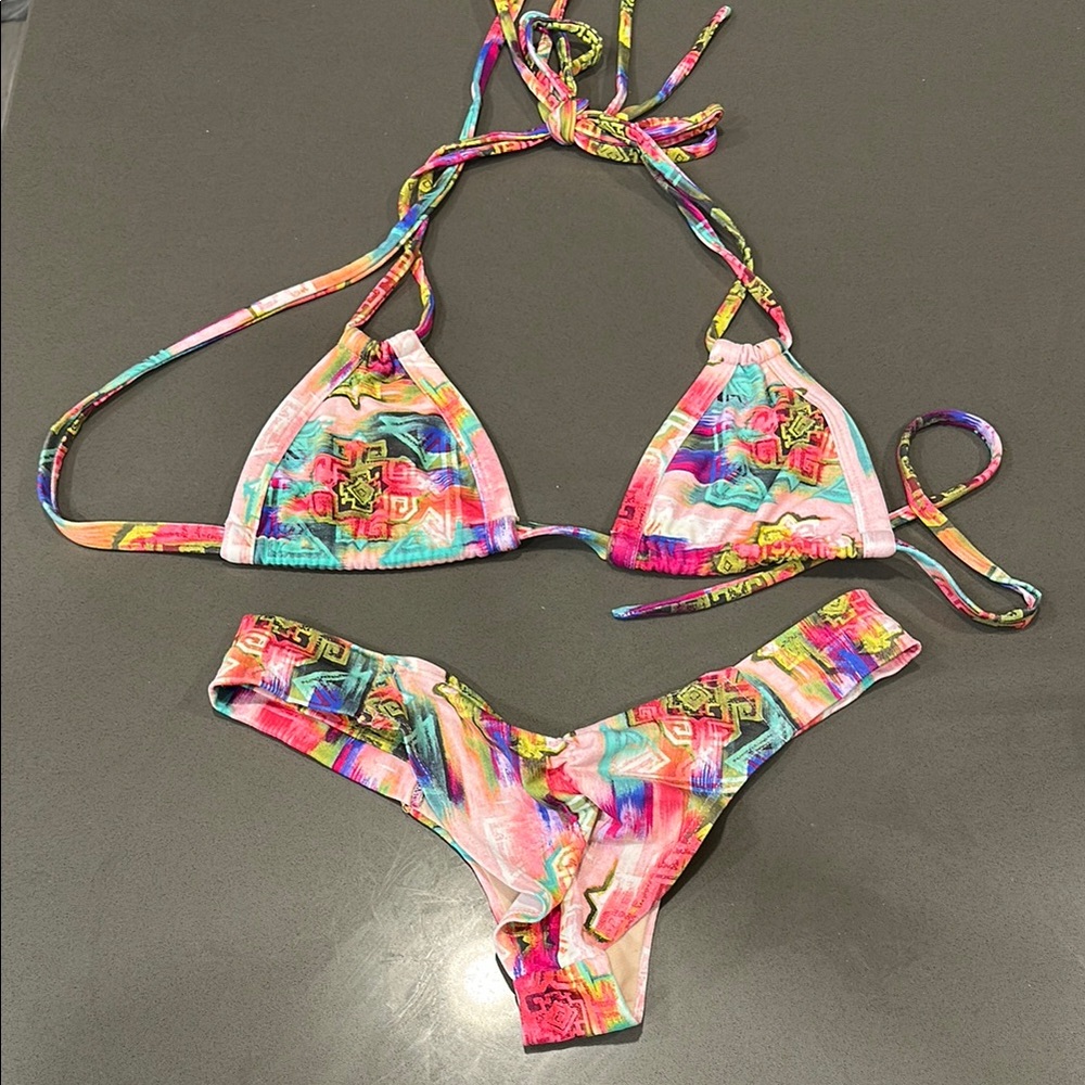 Colorful Patterned Bikini Set